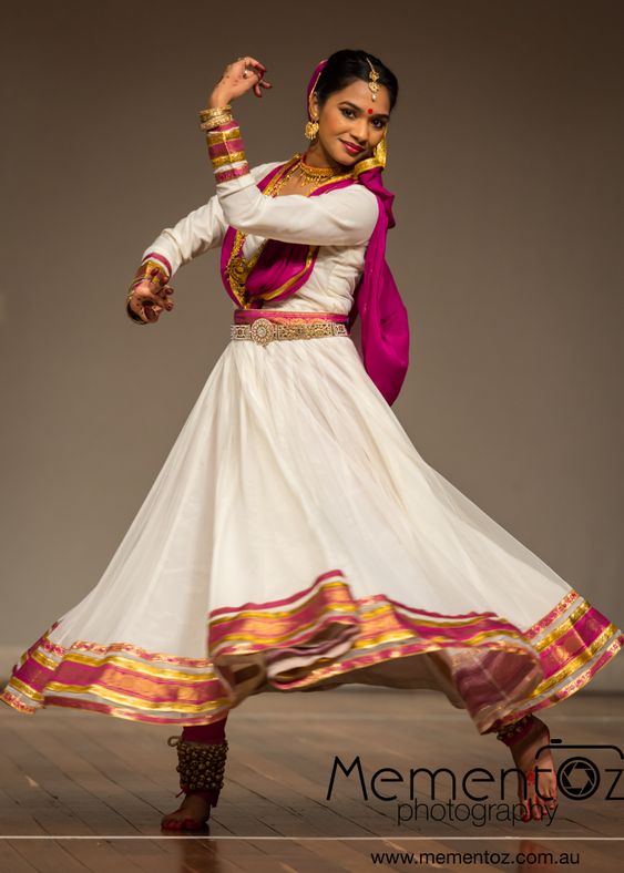 25 Indian Dance Costumes - Rock the stage on fire